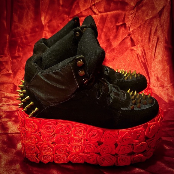 YRU 'ROSE QOZMOPOLITAN' PLATFORMS - Picture 3 of 3